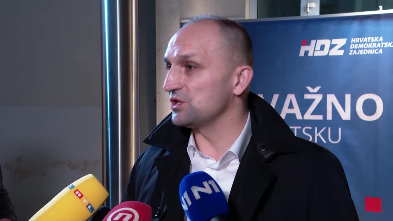 Anušić: Miru Kovača ne treba izbacivati iz stranke, on dobro razumije politiku