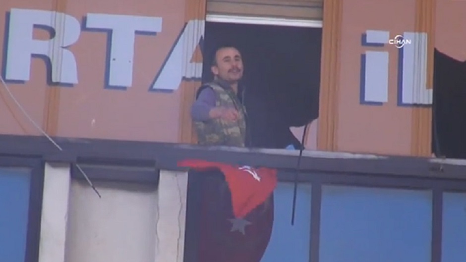 armed-people-ruling-party.si