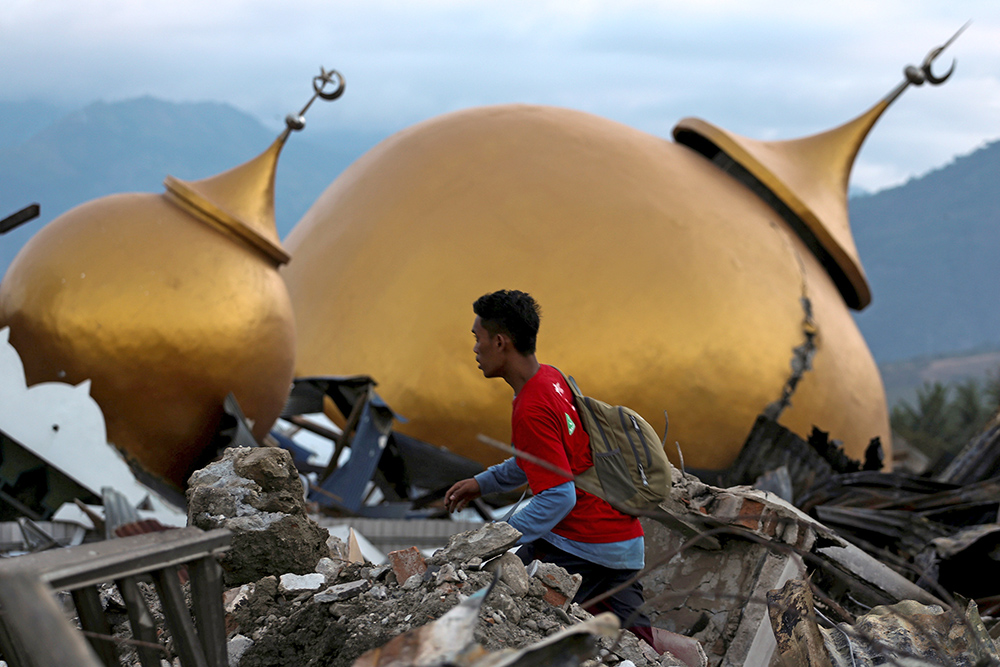 REUTERS/Athit Perawongmetha