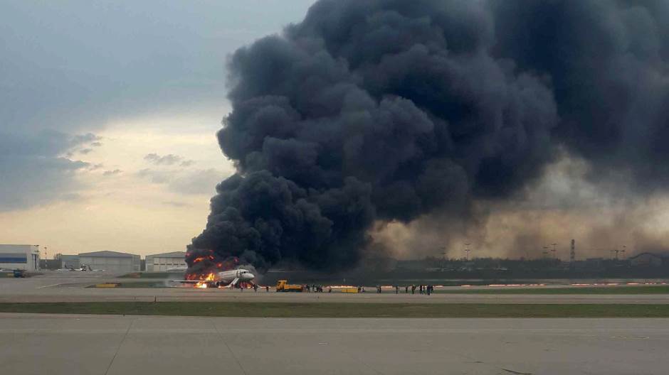 Avion, plamen, Moskva, Šeremetjevo