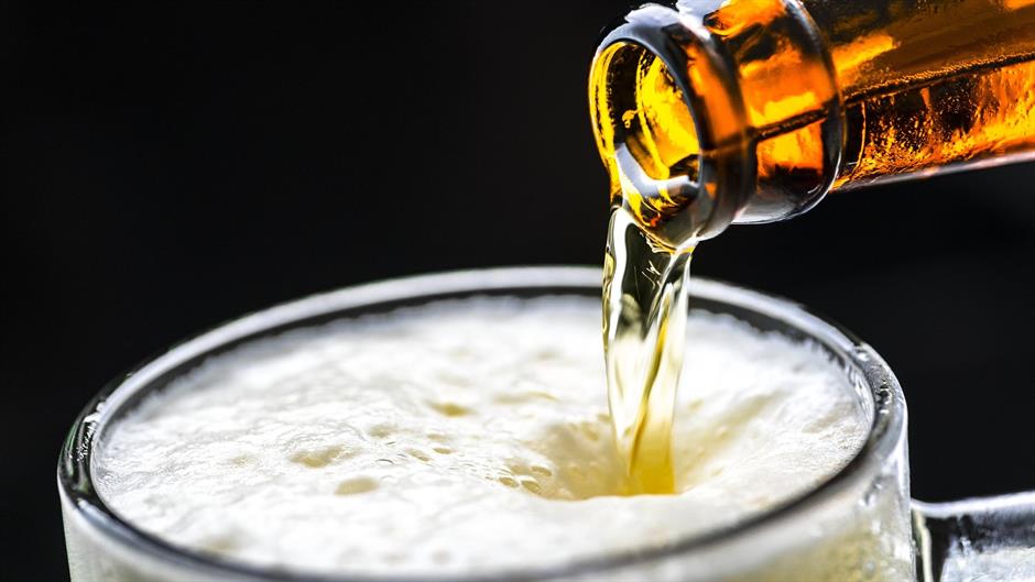 background-3445988_1920