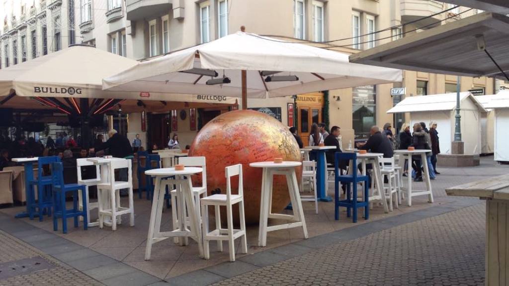 bakic-medu-kobasicama-kozaric-za-sankom-4866-5759