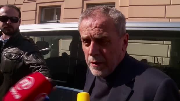 Bandić o Pupovcu: "Ne bu taj izašao iz koalicije"