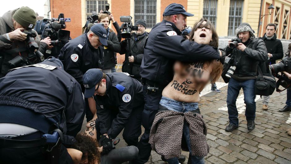 BeFunky_2015-02-10T083428Z_1560821541_GM1EB2A19XW01_RTRMADP_3_FRANCE-STRAUSSKAHN