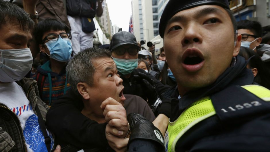 BeFunky_2015-03-01T094937Z_1907712374_GM1EB311DDY01_RTRMADP_3_HONGKONG-PROTEST