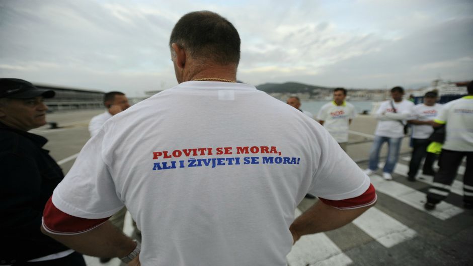 BeFunky_luka_prosvjed7-151014