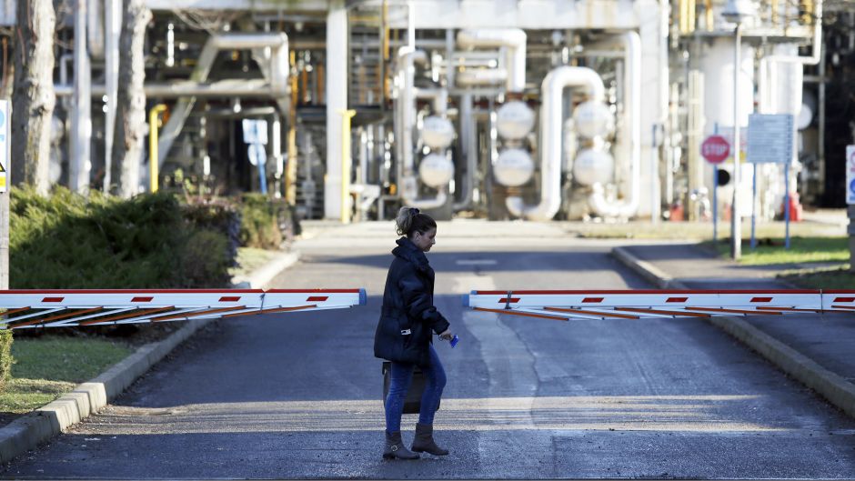 BeFunky_rafinerija_sisak18-160115