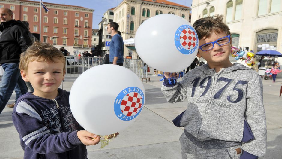 BeFunky_split_prosvjed4-291114