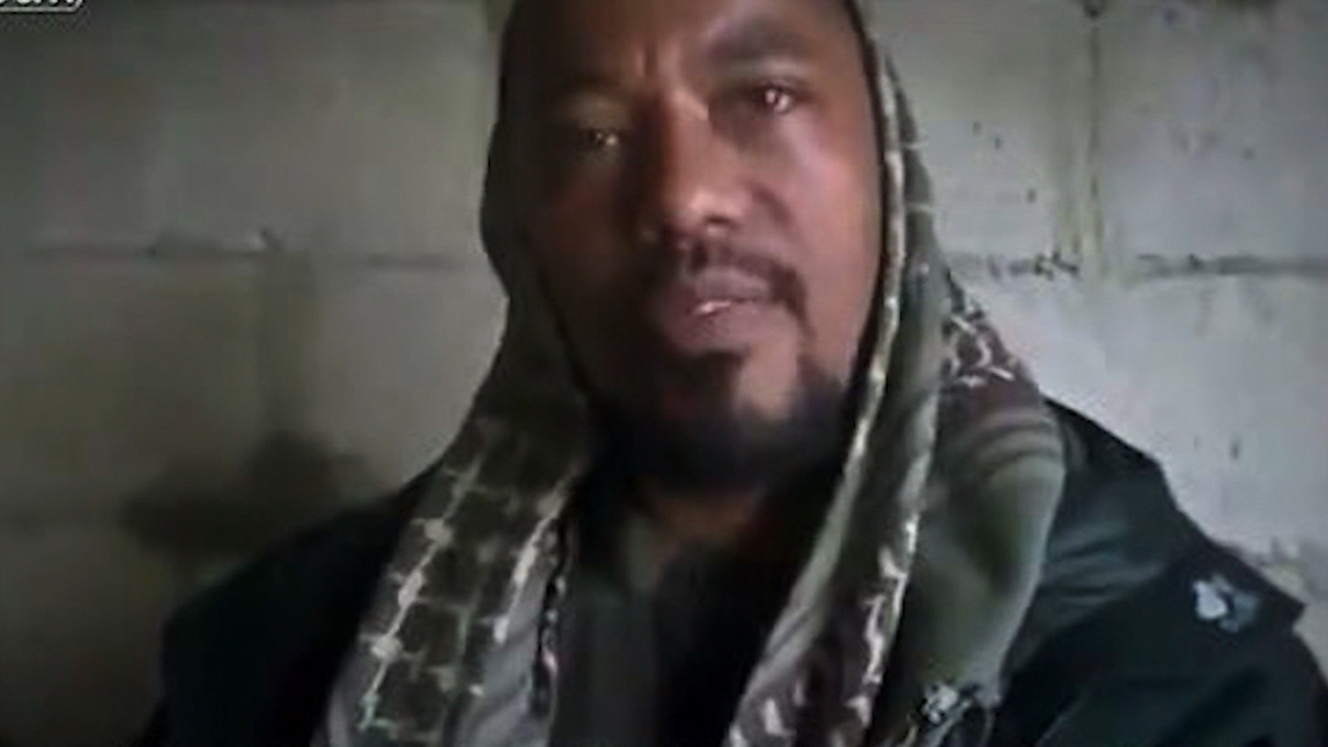 BG-AGENT CIA ISIS-19-VZA(20170502-180511794).mxf.Still002