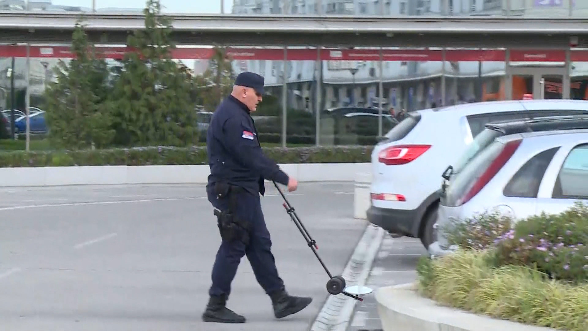 bg-belvil bomba vo-021116-jdp-wmt.Still002