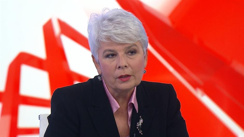 BG-CRVENA LINIJA SOT-2200-MDJ(20151120-212758351).mxf.Still001