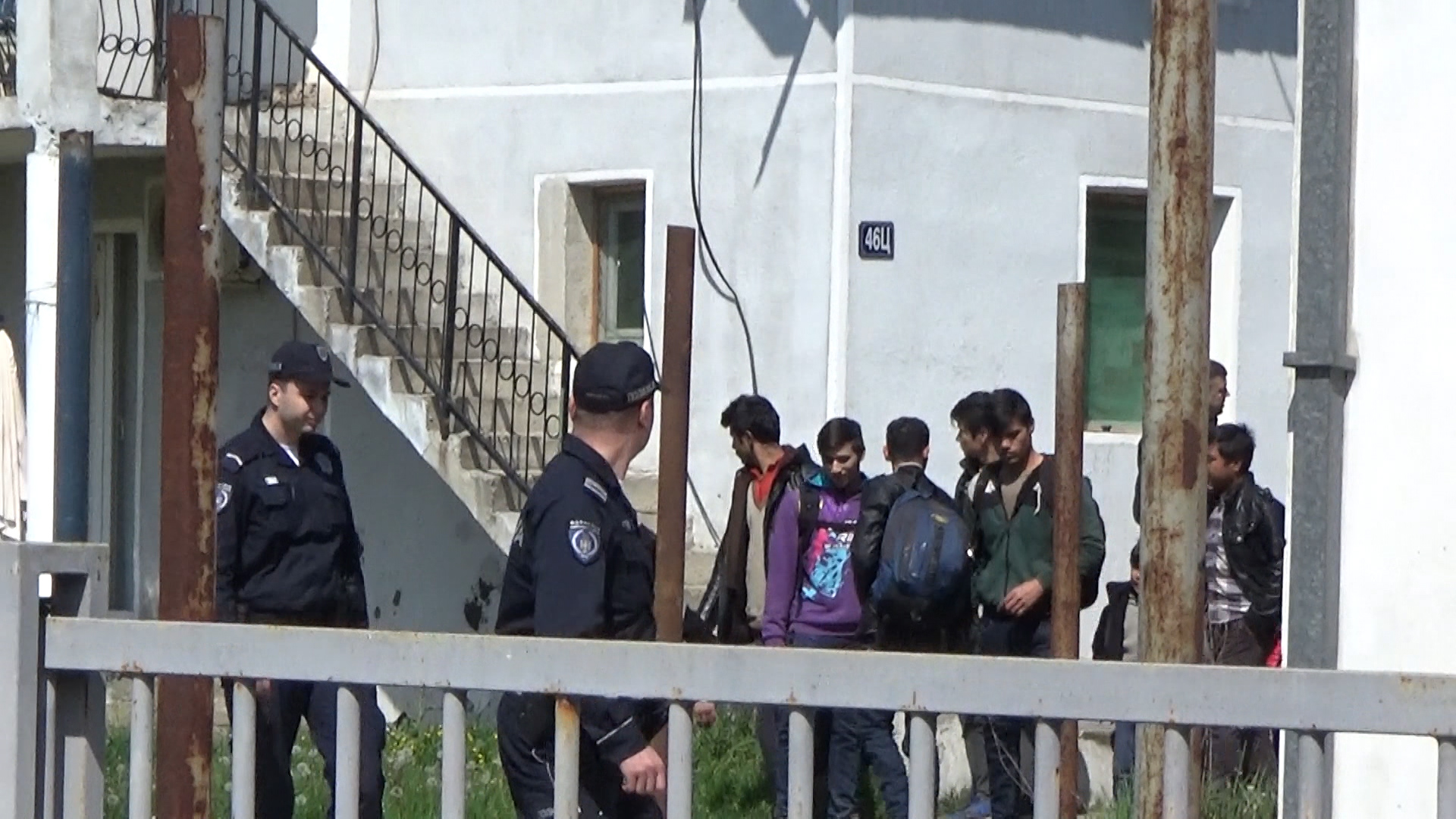 BG-MIGRANTI VO-13-JPZ-1(20160415-123610312).mxf.Still001