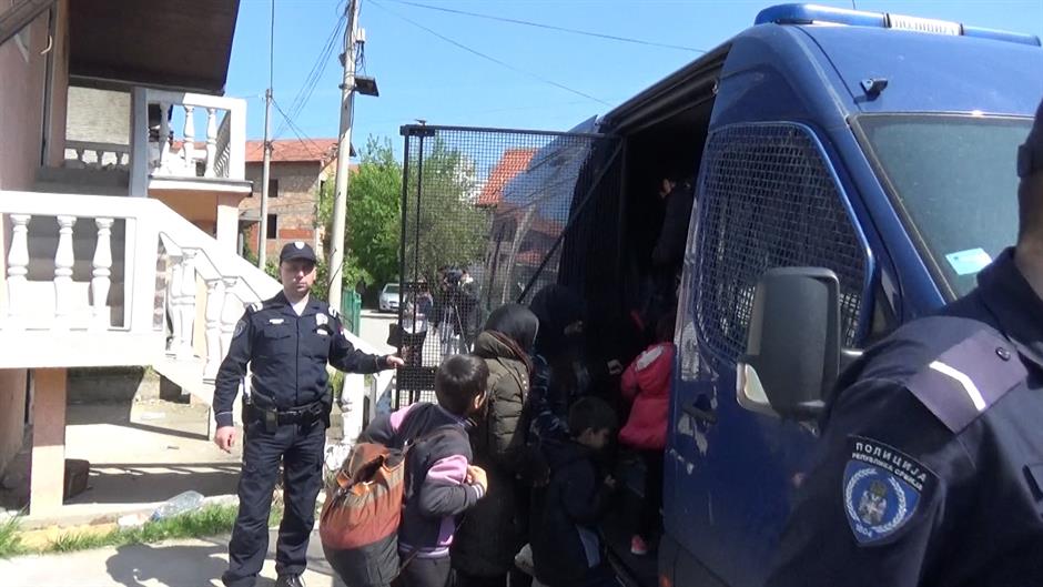 BG-MIGRANTI VO-13-JPZ-1(20160415-123610312).mxf.Still002