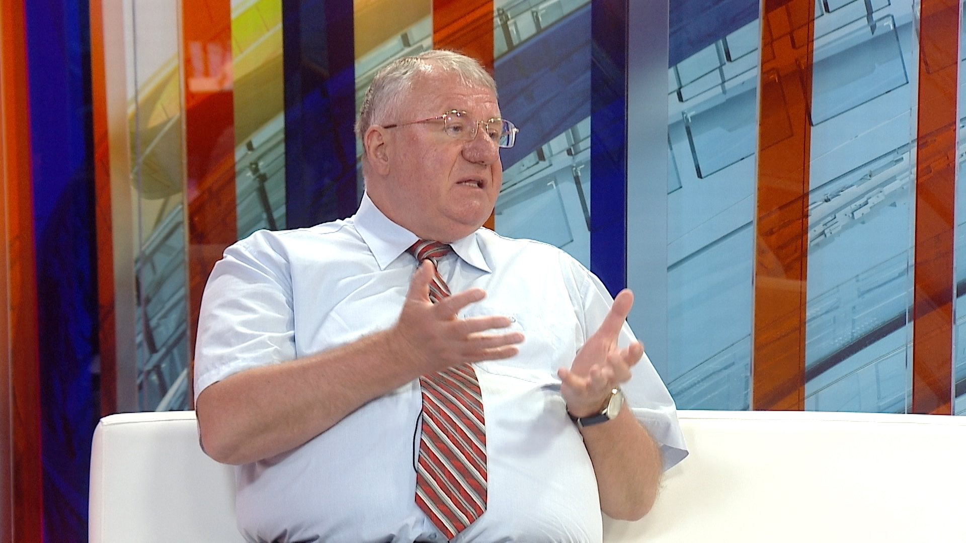 bg-vojislav seselj-clf-190416_1.Still001