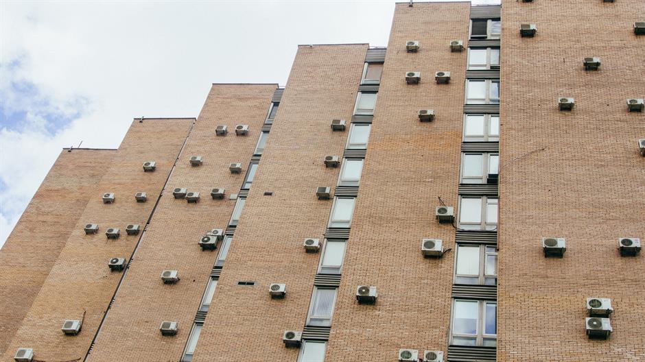 building-2532344_1920