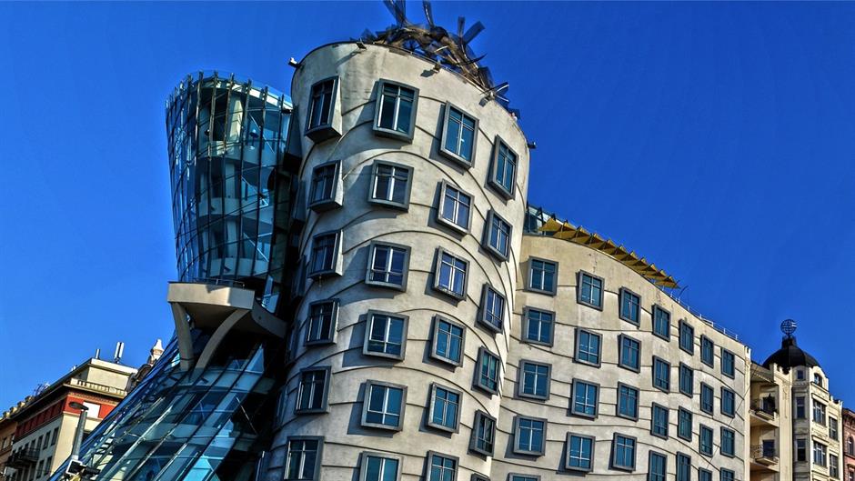 building-922531_1280