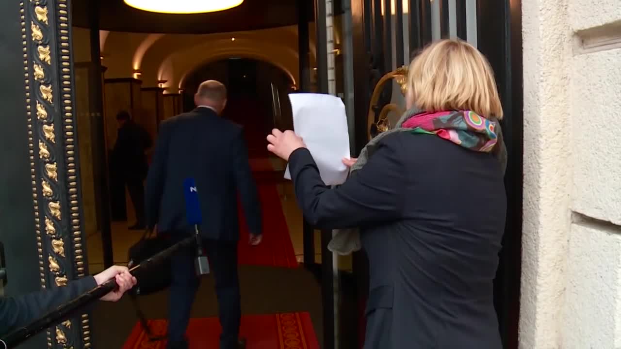 Buran doček Branka Bačića pred Saborom