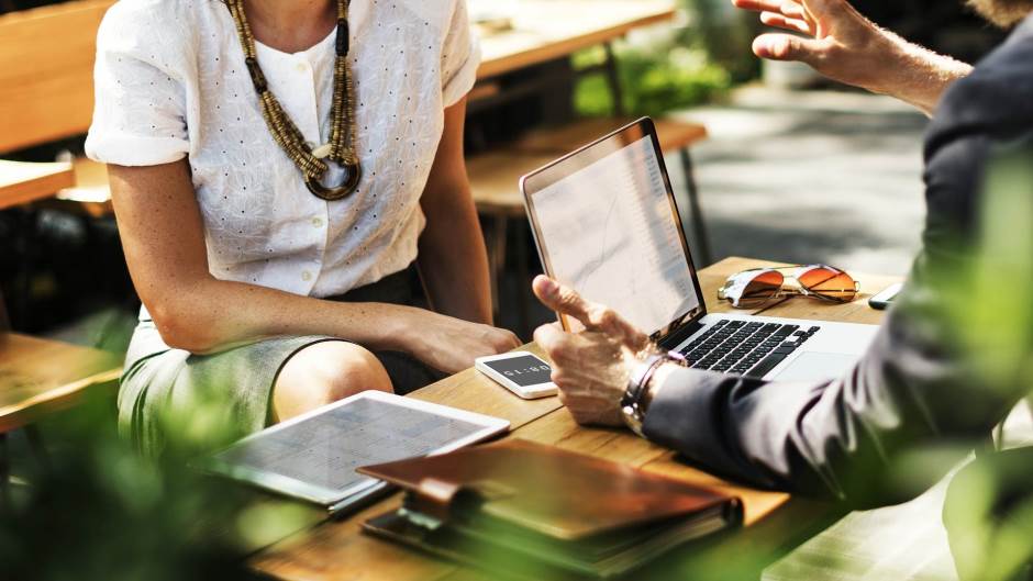 business-2884023_1920