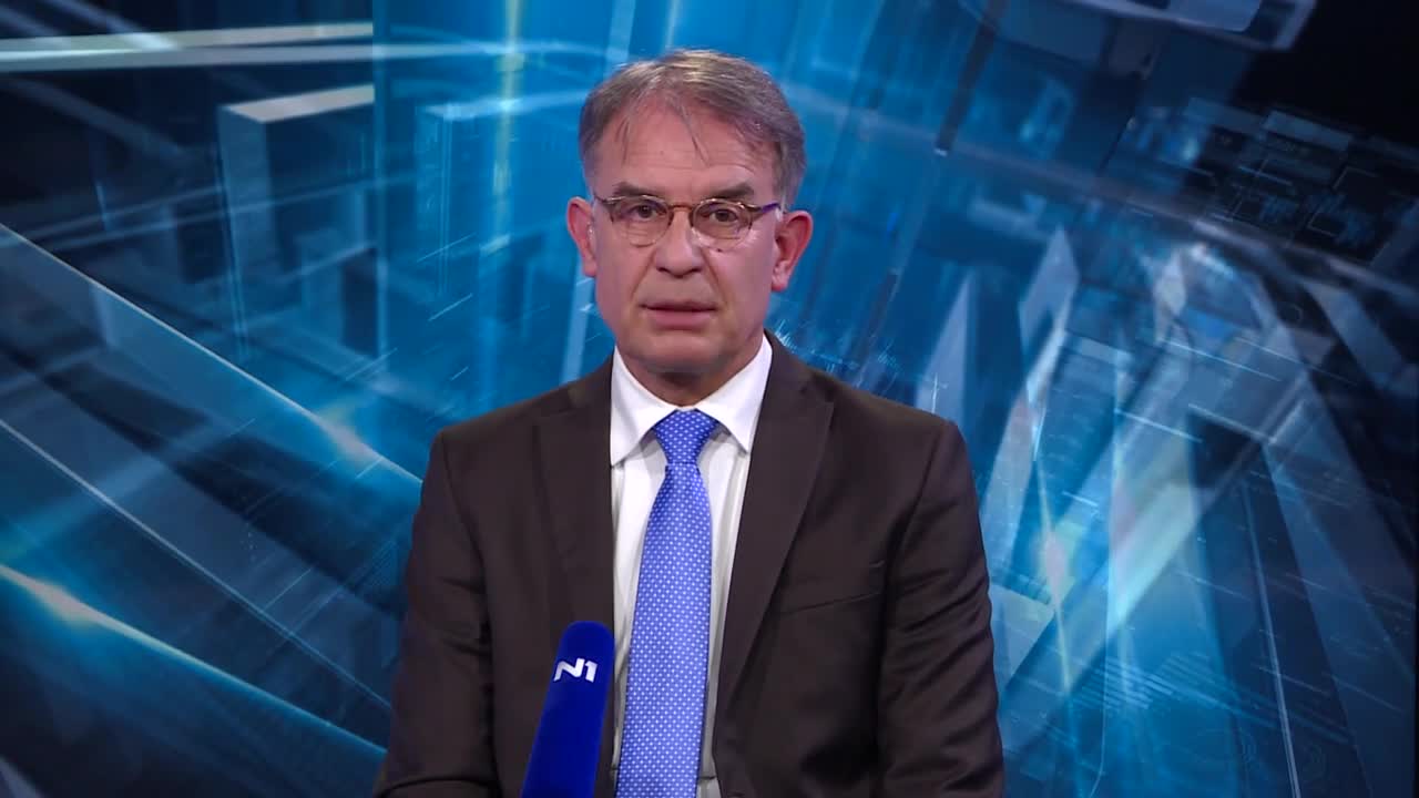 Cappelli: Neće biti potrebe za pleksiglasom na terasama, dovoljan je razmak!