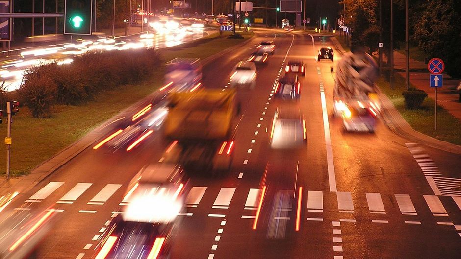 Cesta_Vozila_morguefile