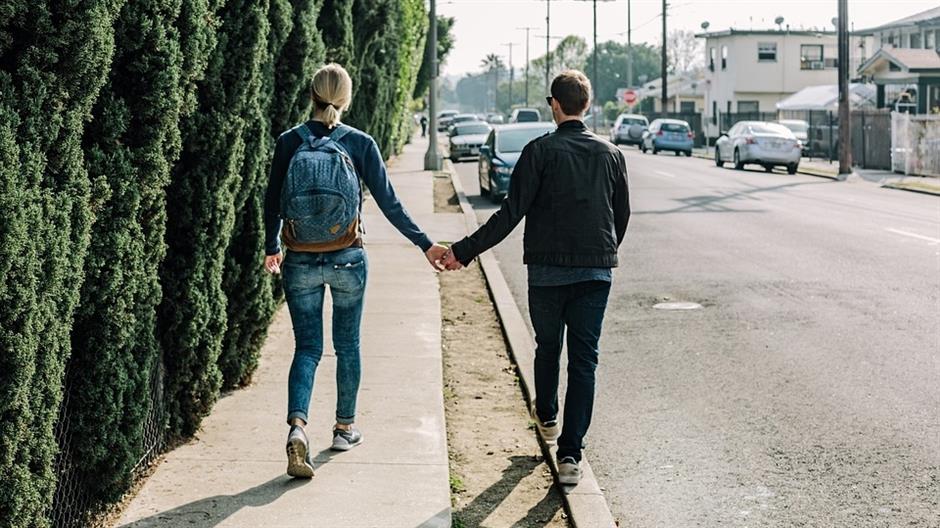 couple-1210023_960_720