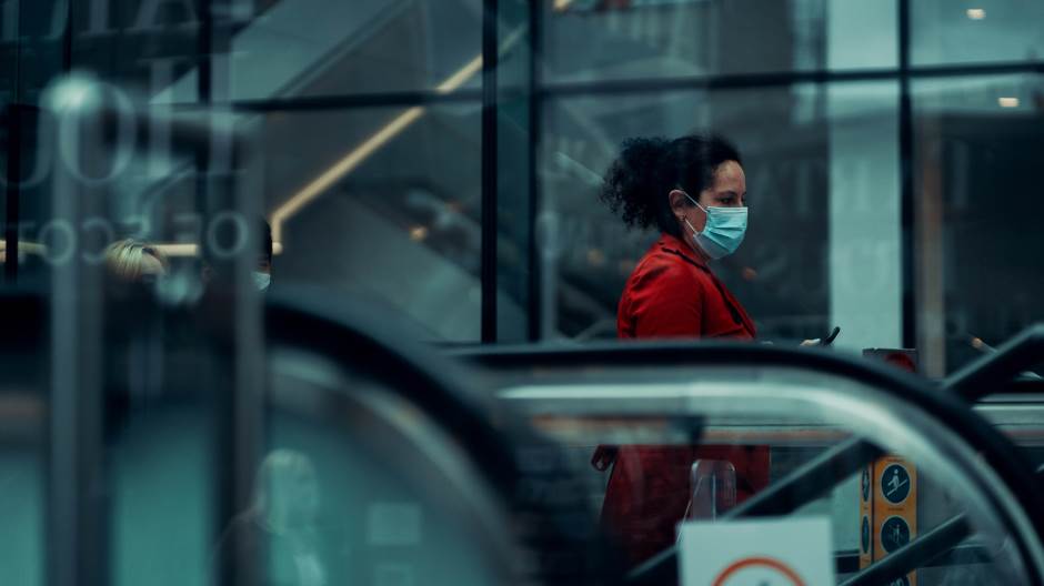 covid, covid-19, koronavirus, zaštitna maska, pandemija, šoping centar