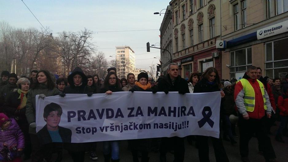 CZZ2RQvWcAA4teU.jpg large