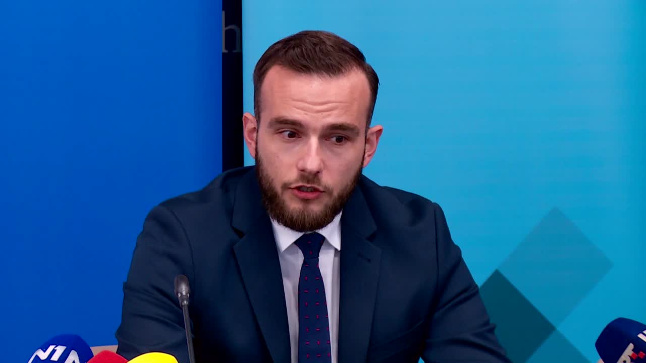 Državne potpore: Traže pomoć države dok istodobno isplaćuju dividende, a ministar rada uzima invalidima