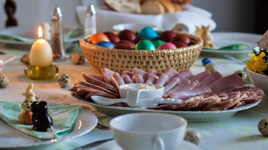 easter-breakfast-1181632_1280