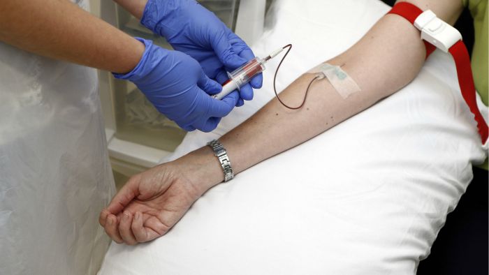 Ebola_REUTERS_SteveParsons_Pool