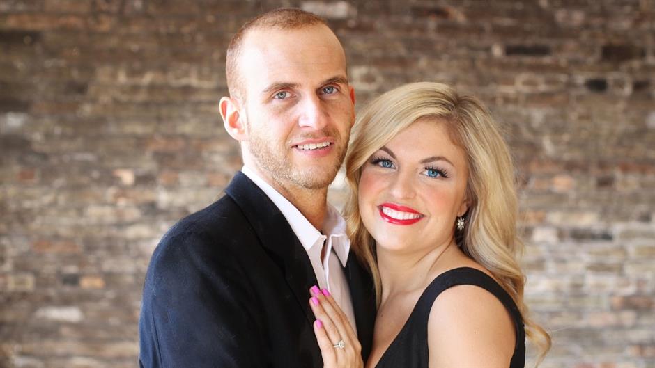 engagement-2268947_1280