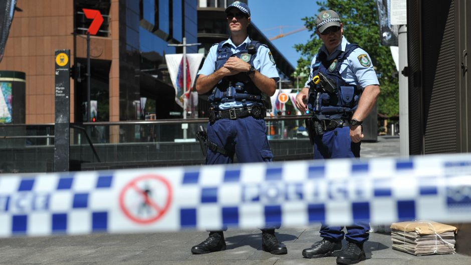 EPA/ Joel Carrett (2)