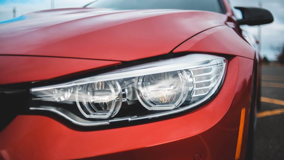 erik-mclean-sn5n1NsZjB4-unsplash