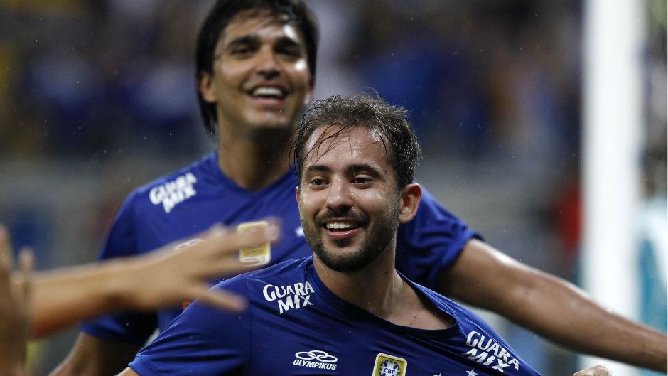 evertonribeiroREUTERSWashingtonAlves