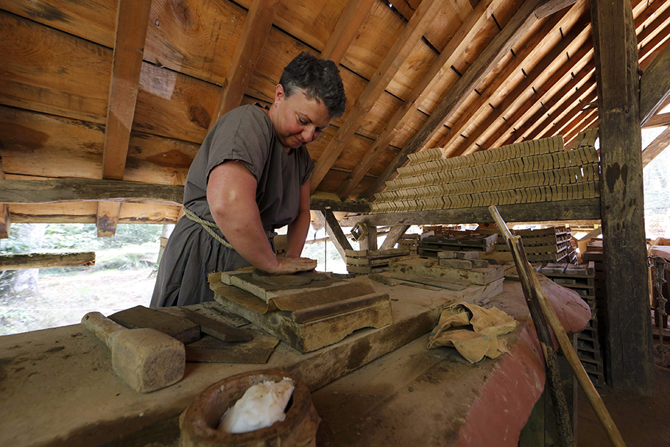 REUTERS/Jacky Naegelen