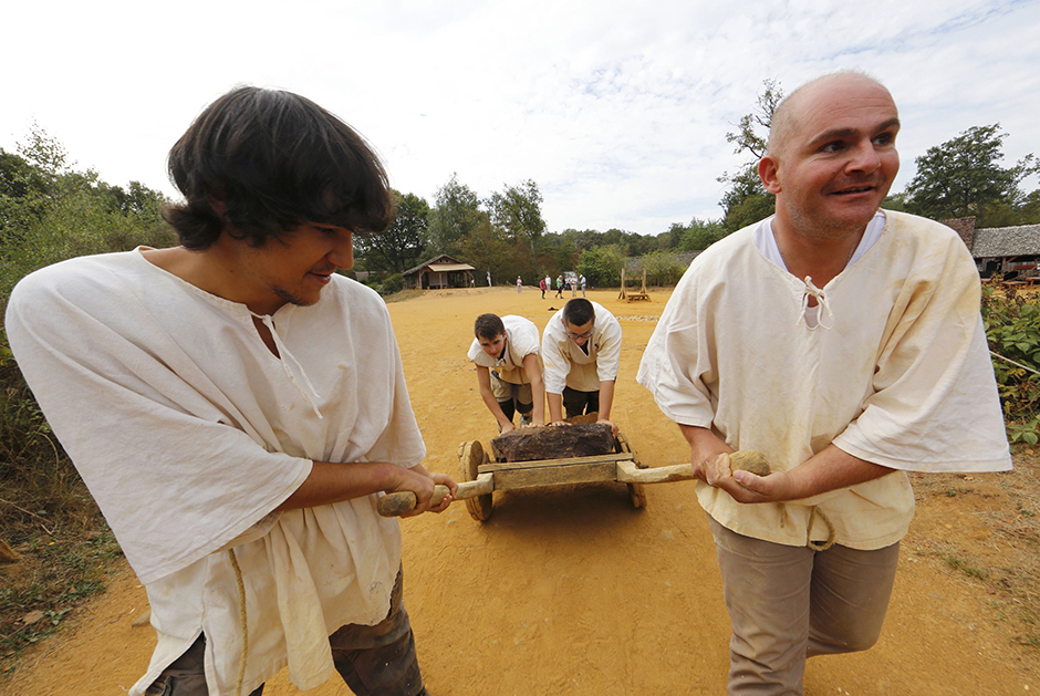 REUTERS/Jacky Naegelen