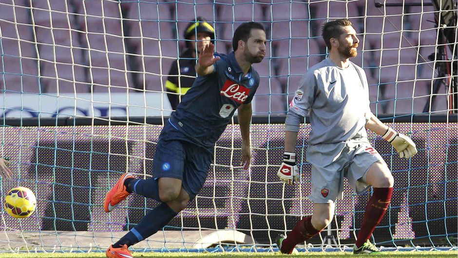 Gonzalo Higuain Morgan De Sanctis