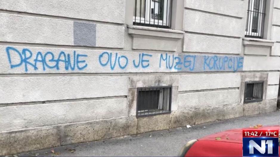 grafit slovenska