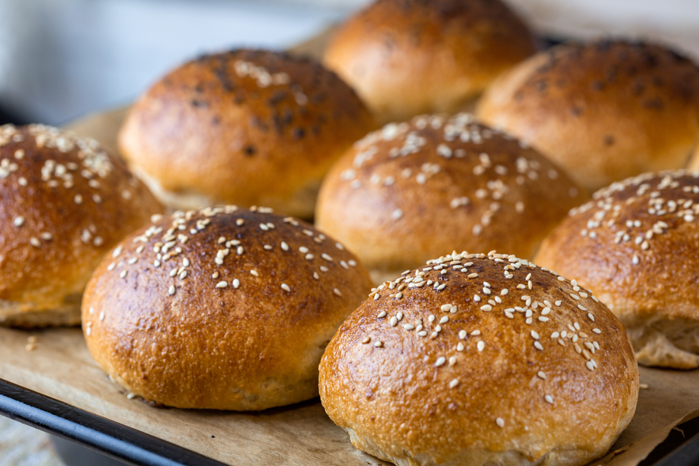 graham pecivo, pecivo, kruh, sezam