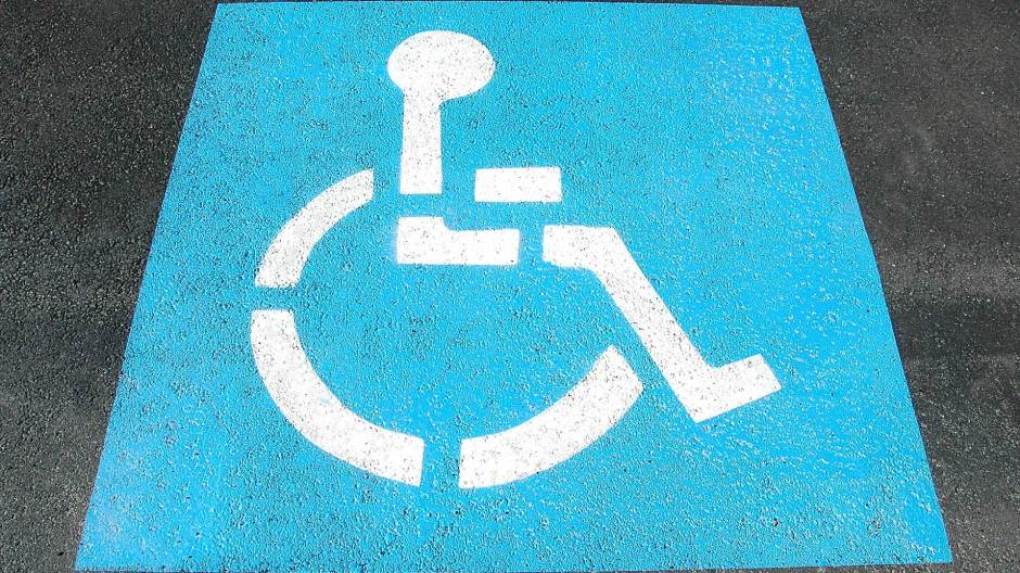 handicap-parking-2328893_1920