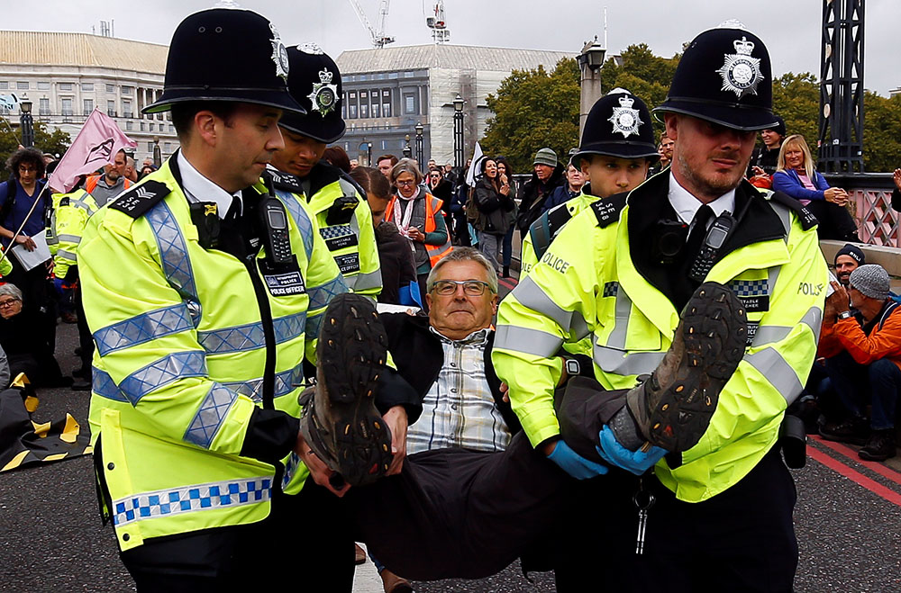 REUTERS/Henry Nicholls