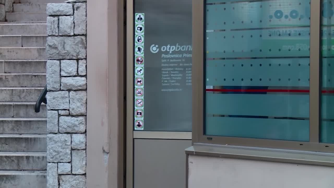 HNB upozorava da naplata dizanja gotovine na šalterima diskriminira starije