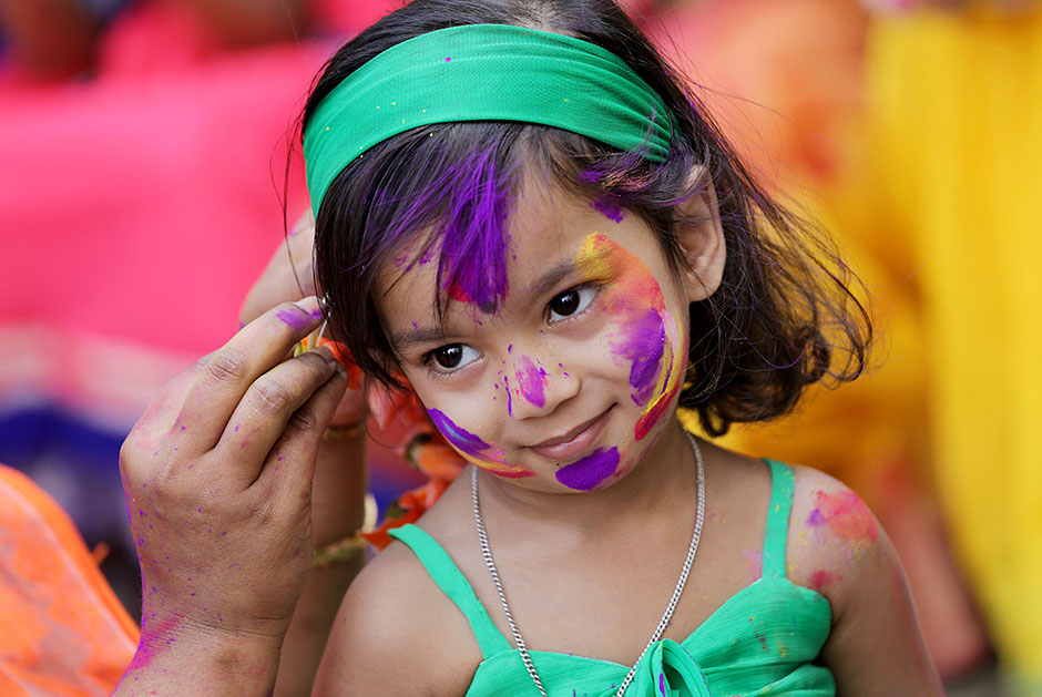 Holi (12)