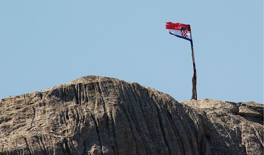 hrvatska_zastava_morguefile