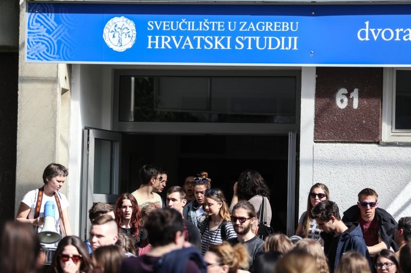 Hrvatski studiji