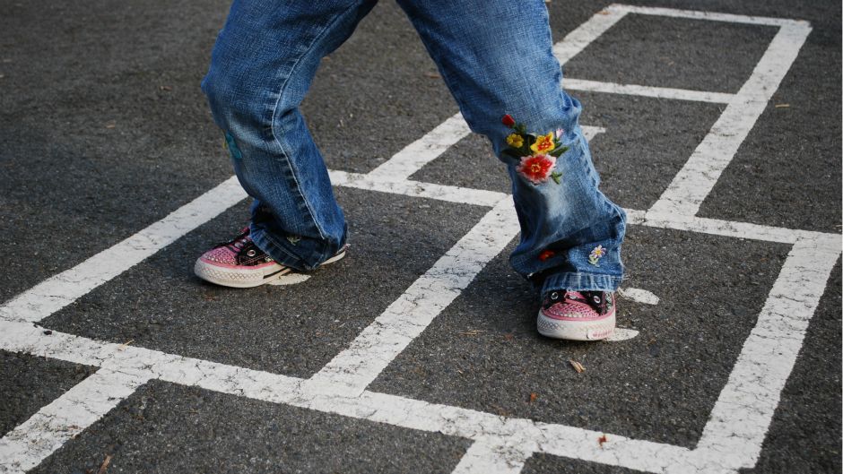 igra_djeca_vjezbanje_morguefile