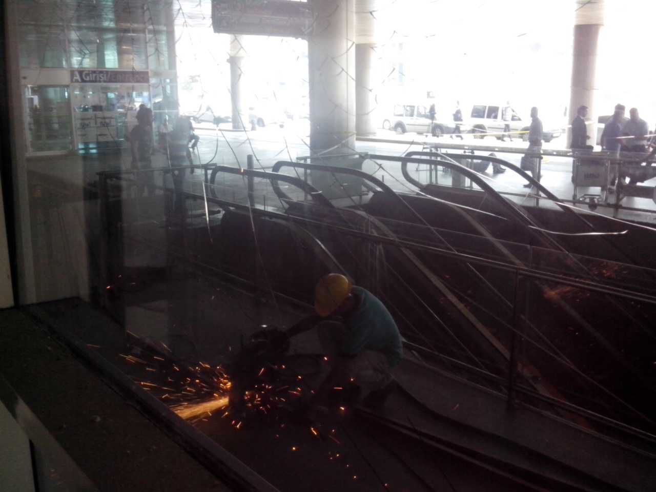 image-0.02.01.2d5a31cd04ad3656ffbfc0cc8a2c6be18eb3301f3a49e6f1e588283b0b471bdd-V