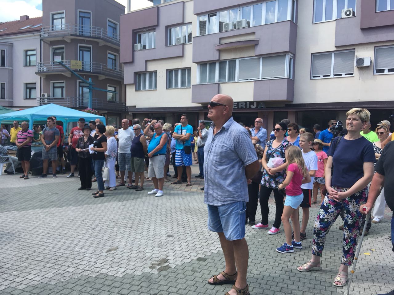 IMG-f5ad95e3b1776124bf4c4dee46d4d06d-V