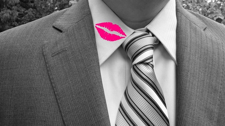 infidelity-379565_960_720