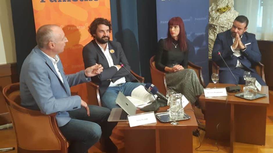 Ivica Puljak na javnoj tribini